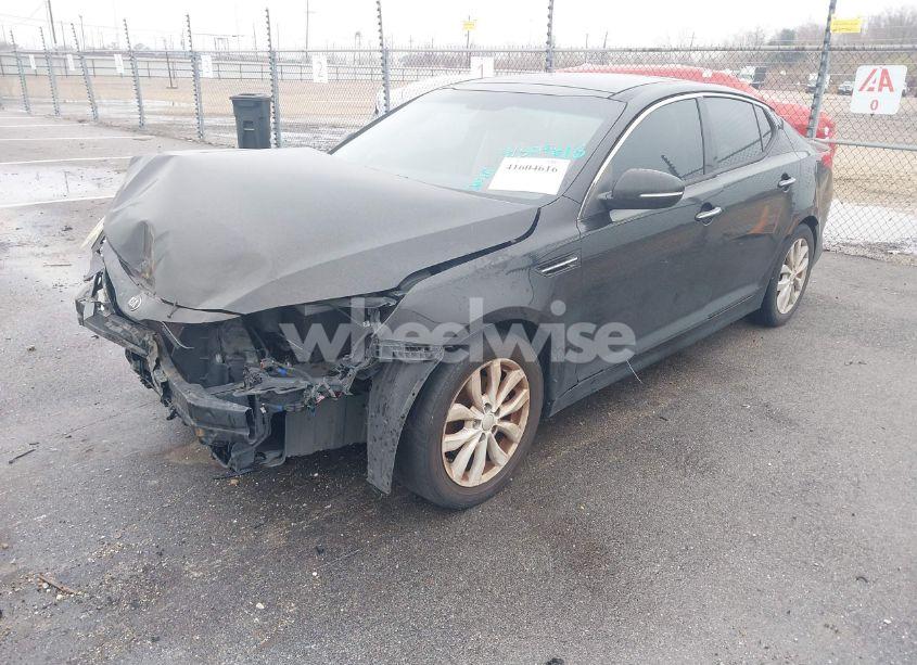 Photo 2 of 2015 Kia Optima EX (VIN 5XXGN4A74FG406986)