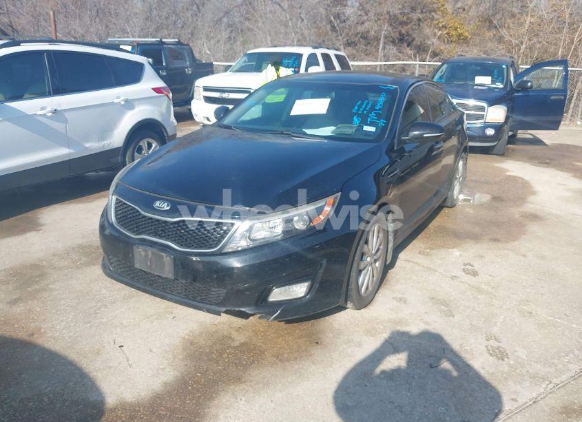 Photo 2 of 2015 Kia Optima EX (VIN 5XXGN4A74FG415901)