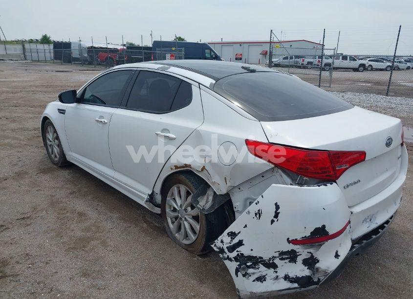 Photo 3 of 2015 Kia Optima EX (VIN 5XXGN4A74FG423738)
