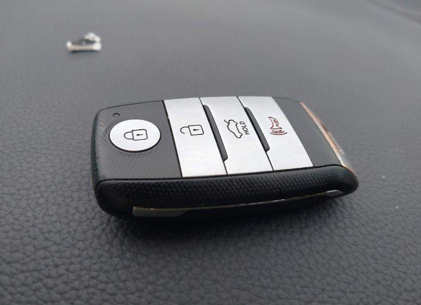 Photo 11 of 2015 Kia Optima EX (VIN 5XXGN4A74FG444752)