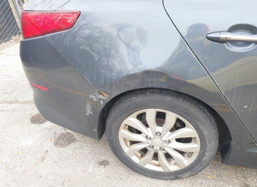 Photo 6 of 2015 Kia Optima EX (VIN 5XXGN4A74FG444752)