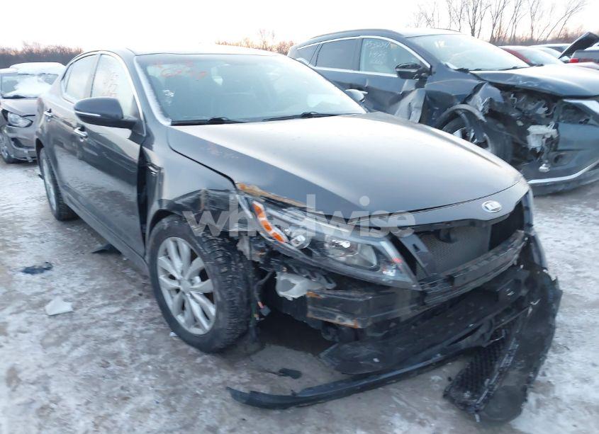 2015 Kia Optima EX (VIN 5XXGN4A74FG511320) main photo