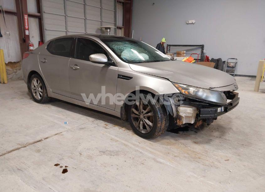 2012 Kia Optima EX (VIN 5XXGN4A75CG034358) main photo