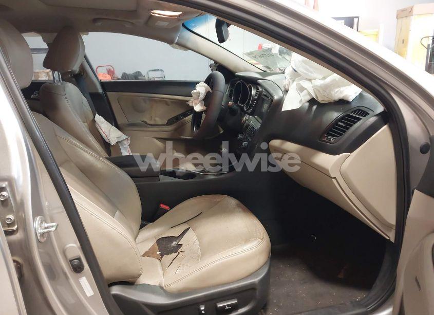 Photo 5 of 2012 Kia Optima EX (VIN 5XXGN4A75CG034358)