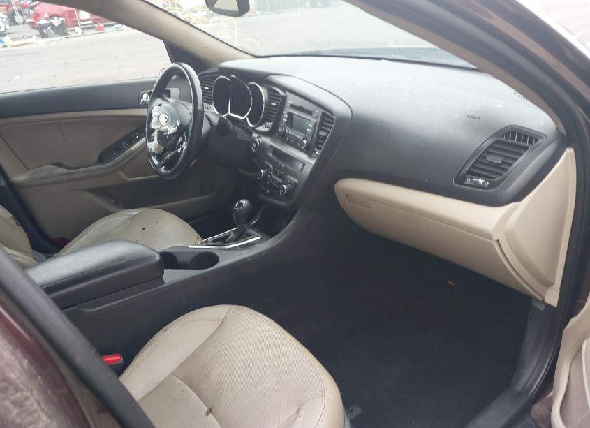 Photo 5 of 2012 Kia Optima EX (VIN 5XXGN4A75CG051774)