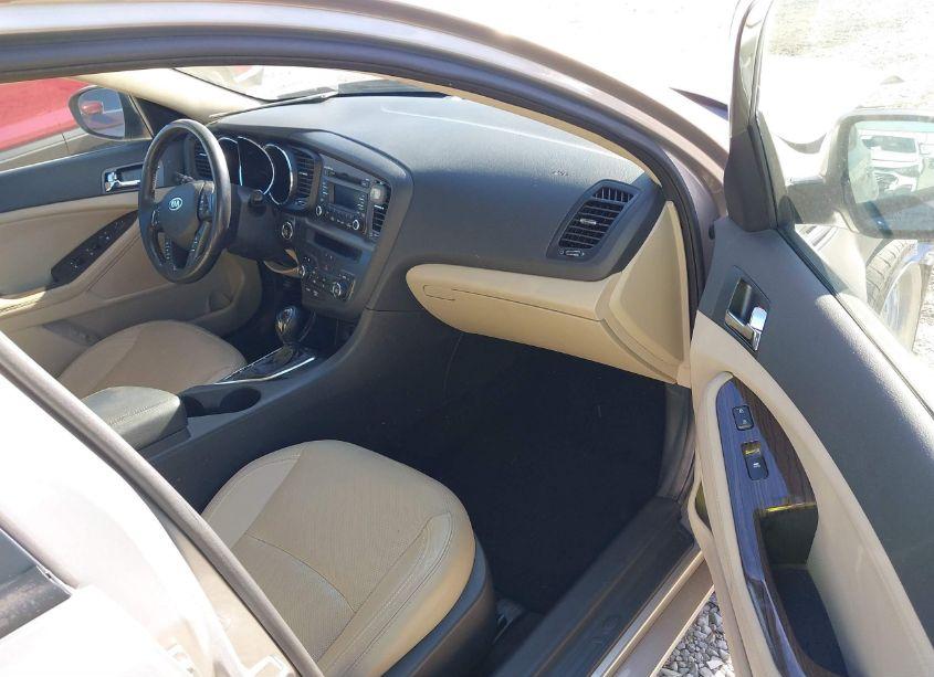 Photo 5 of 2012 Kia Optima EX (VIN 5XXGN4A75CG085519)