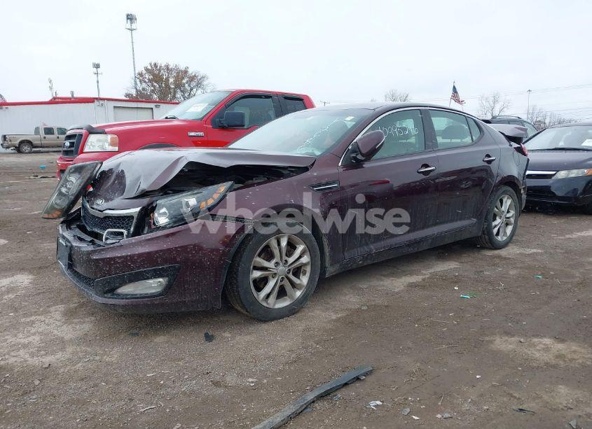 Photo 2 of 2013 Kia Optima EX (VIN 5XXGN4A75DG112686)