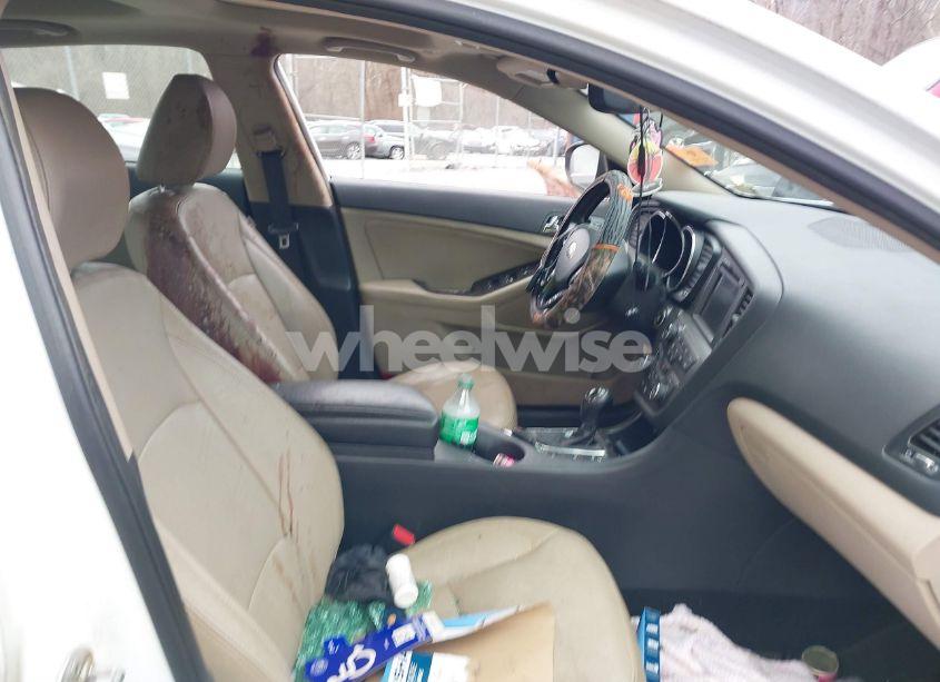 Photo 5 of 2013 Kia Optima EX (VIN 5XXGN4A75DG137801)