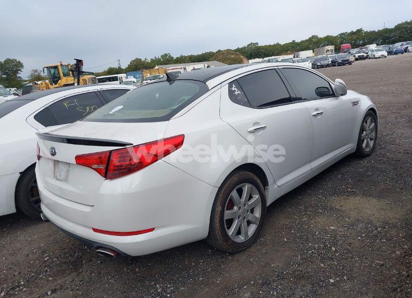 Photo 4 of 2013 Kia Optima EX (VIN 5XXGN4A75DG160172)