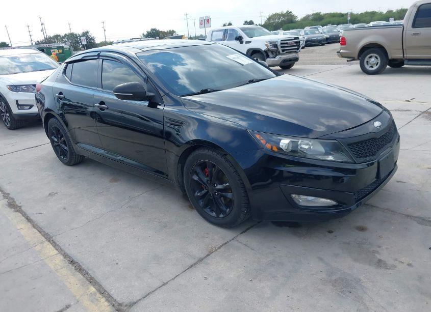 2013 Kia Optima EX (VIN 5XXGN4A75DG161354) main photo