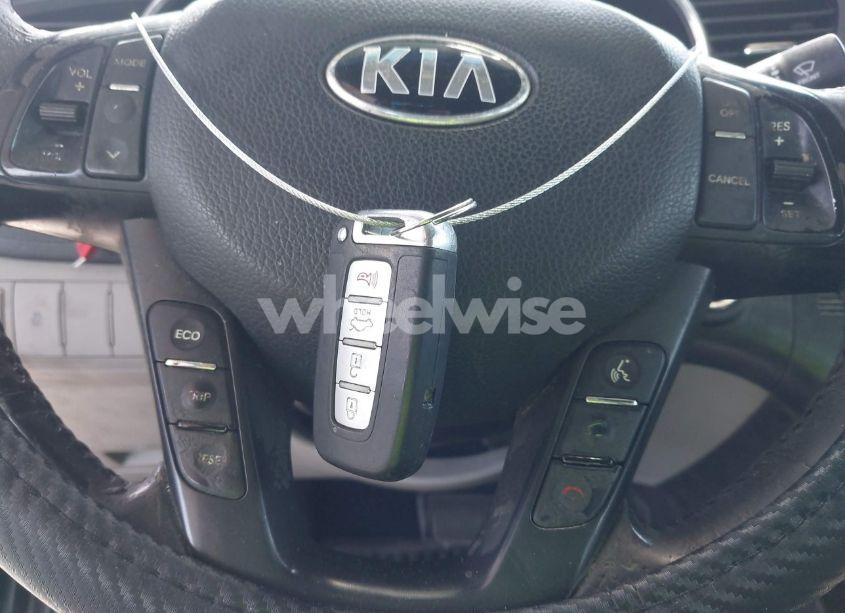 Photo 11 of 2013 Kia Optima EX (VIN 5XXGN4A75DG204221)