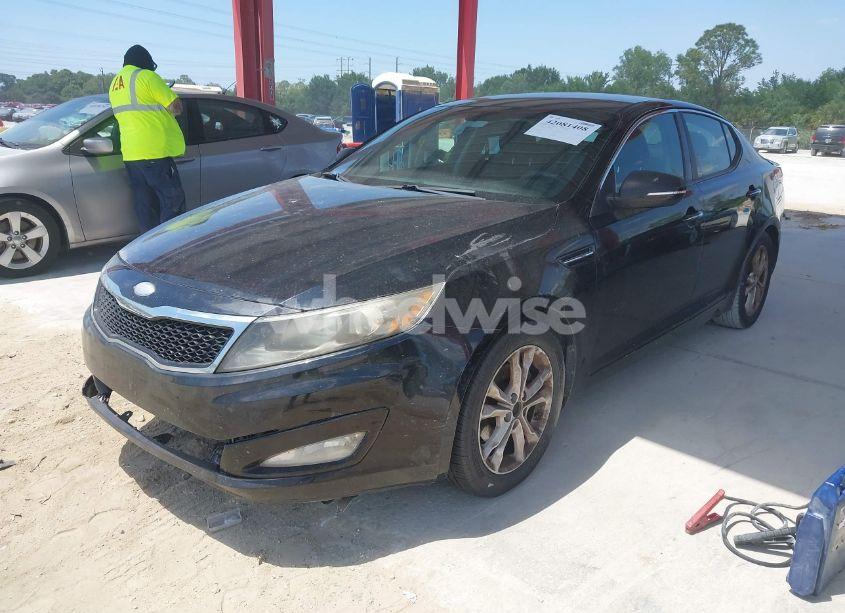 Photo 2 of 2013 Kia Optima EX (VIN 5XXGN4A75DG204221)