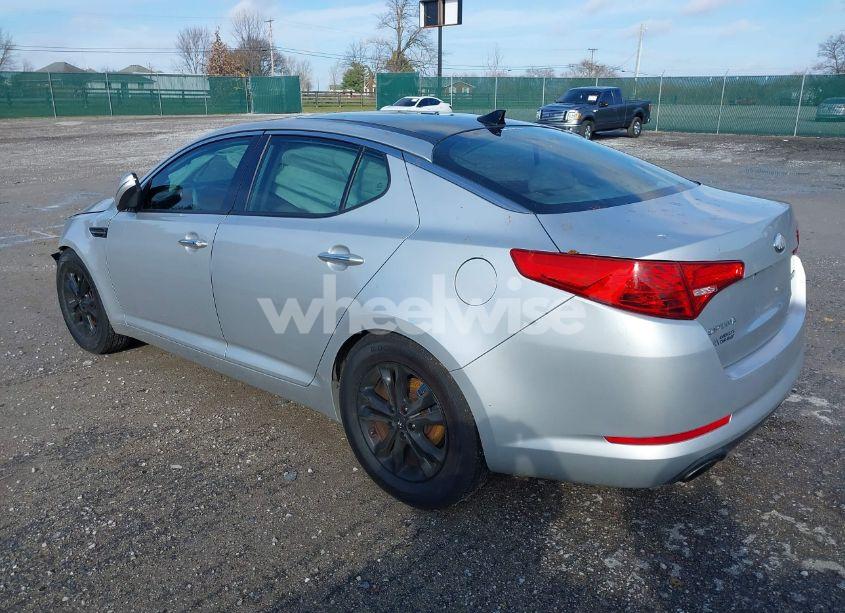 Photo 3 of 2013 Kia Optima EX (VIN 5XXGN4A75DG204347)