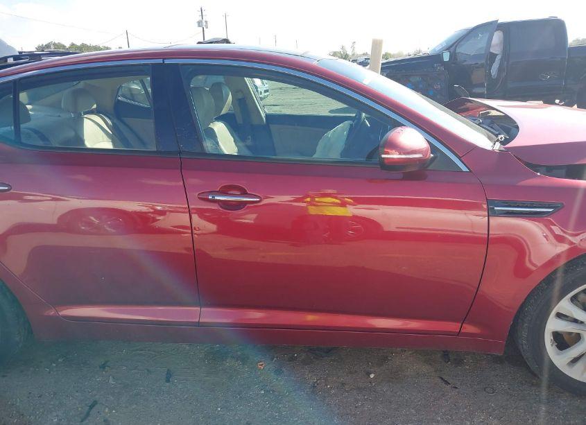 Photo 12 of 2013 Kia Optima EX (VIN 5XXGN4A75DG237722)