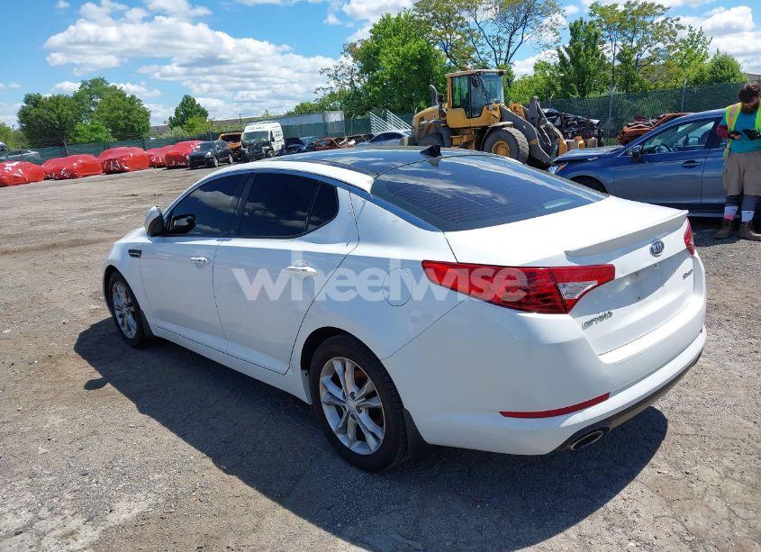 Photo 3 of 2013 Kia Optima EX (VIN 5XXGN4A75DG240118)