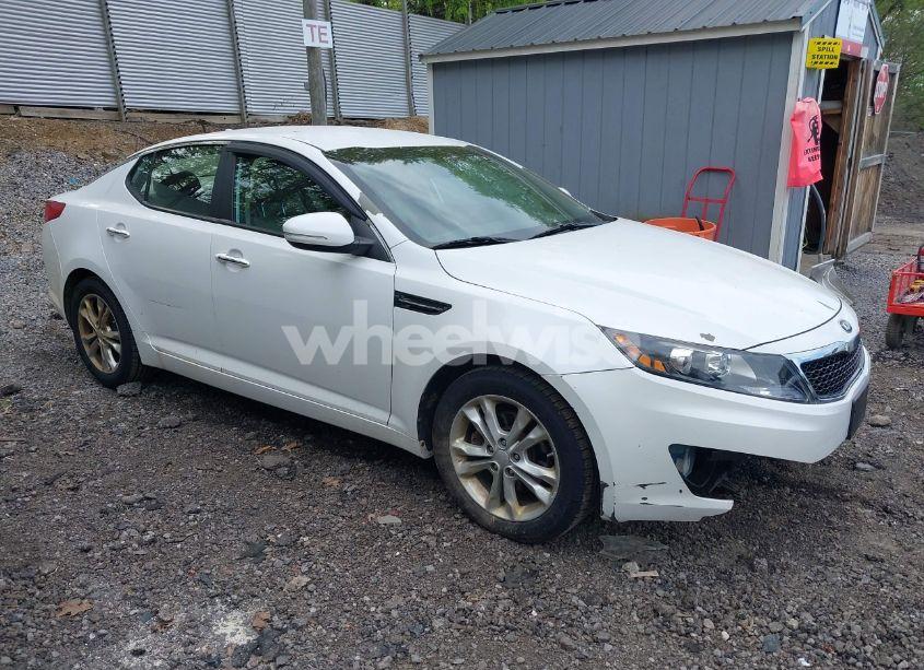 2013 Kia Optima EX (VIN 5XXGN4A75DG256318) main photo