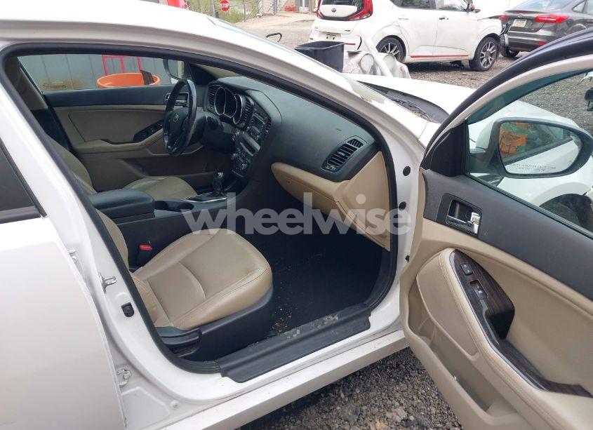 Photo 5 of 2013 Kia Optima EX (VIN 5XXGN4A75DG256318)