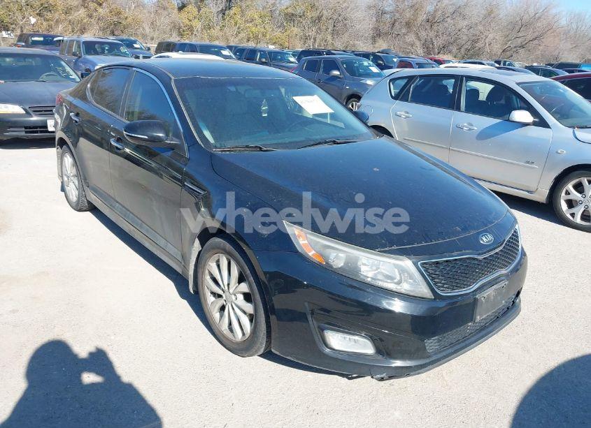 2015 Kia Optima EX (VIN 5XXGN4A75FG357829) main photo