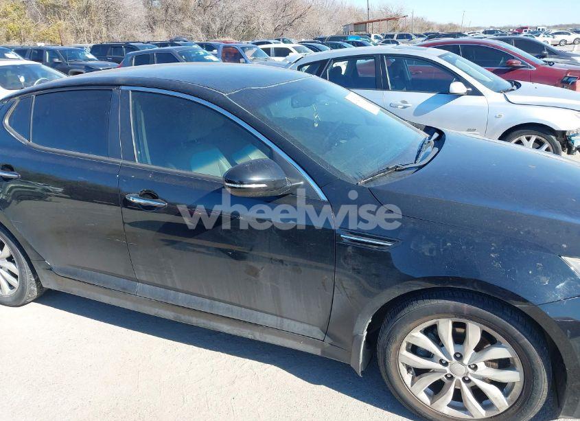 Photo 13 of 2015 Kia Optima EX (VIN 5XXGN4A75FG357829)