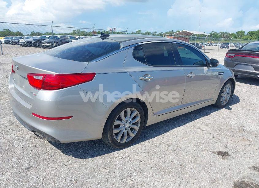 Photo 4 of 2015 Kia Optima EX (VIN 5XXGN4A75FG360293)