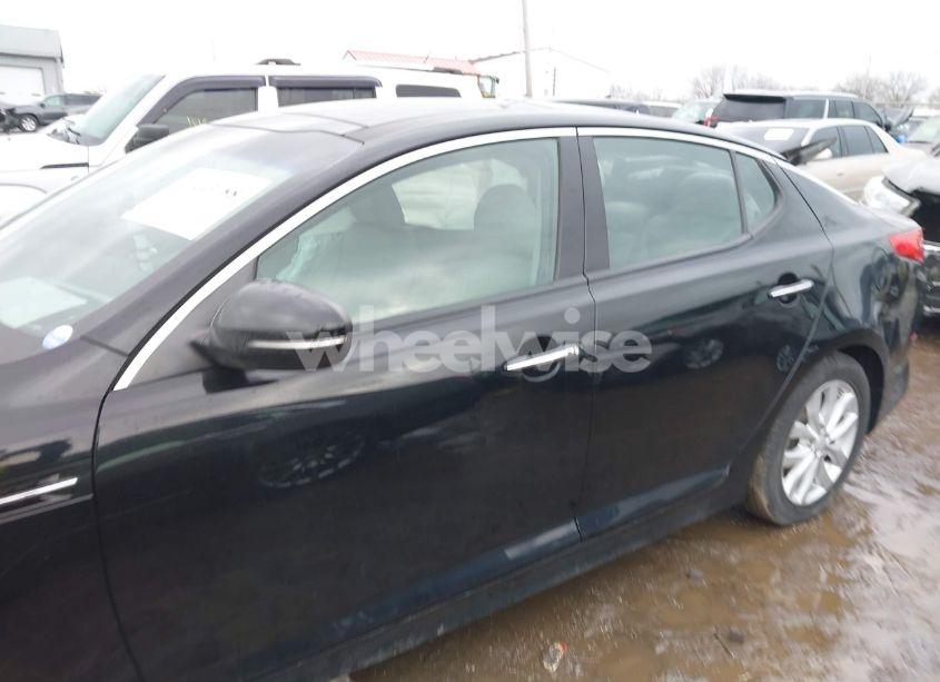 Photo 14 of 2015 Kia Optima EX (VIN 5XXGN4A75FG394489)