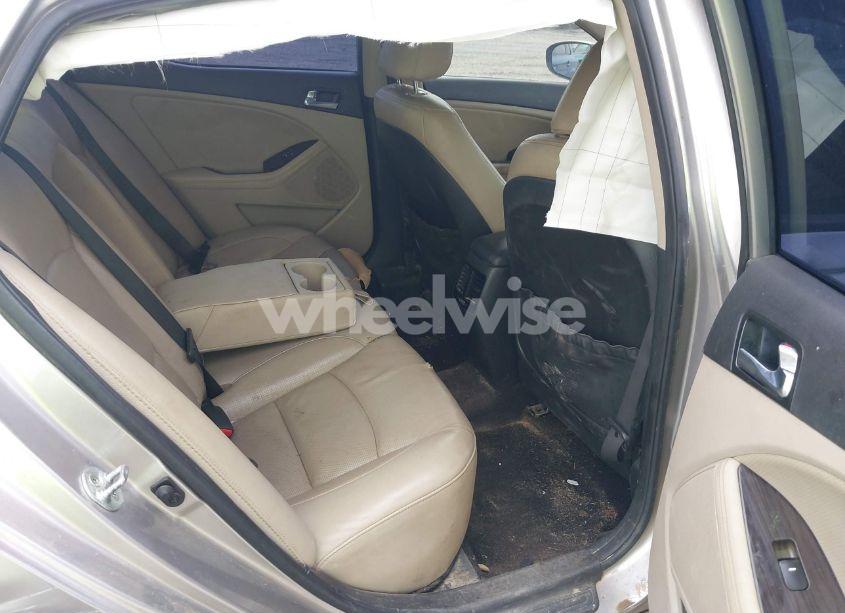 Photo 8 of 2015 Kia Optima EX (VIN 5XXGN4A75FG405216)