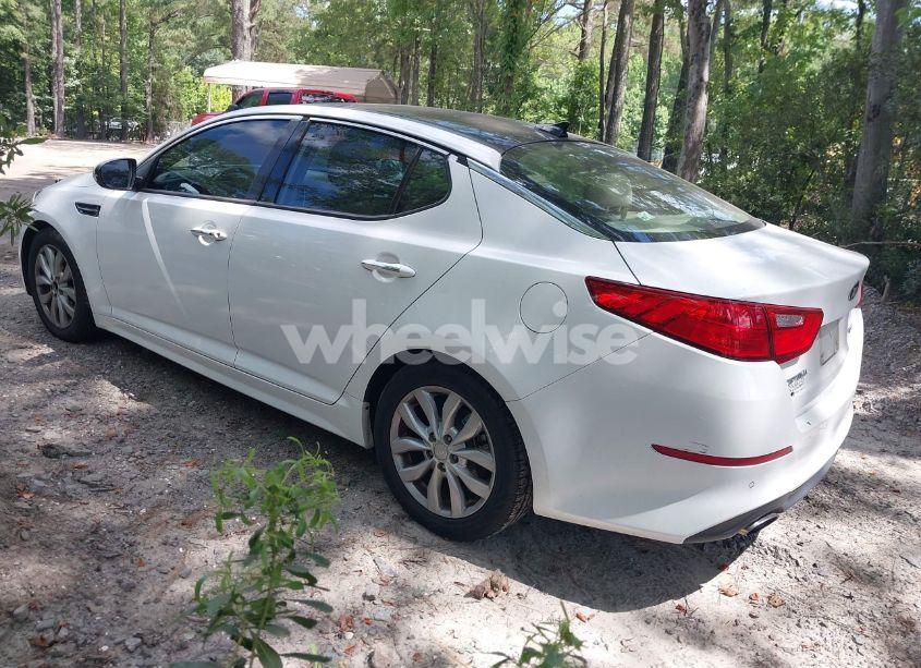 Photo 3 of 2015 Kia Optima EX (VIN 5XXGN4A75FG416779)