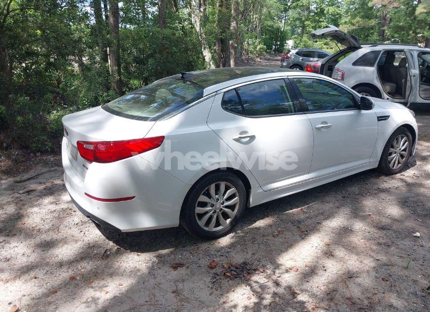 Photo 4 of 2015 Kia Optima EX (VIN 5XXGN4A75FG416779)
