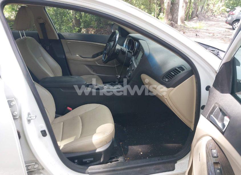 Photo 5 of 2015 Kia Optima EX (VIN 5XXGN4A75FG416779)