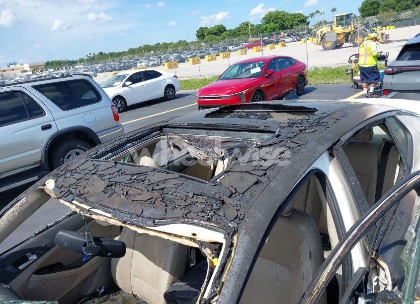 Photo 14 of 2015 Kia Optima EX (VIN 5XXGN4A75FG416782)