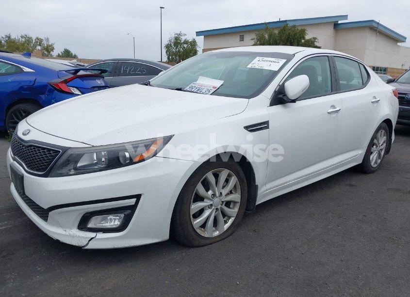 Photo 2 of 2015 Kia Optima EX (VIN 5XXGN4A75FG450902)
