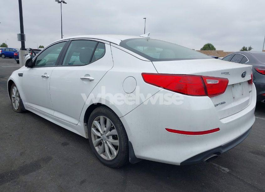 Photo 3 of 2015 Kia Optima EX (VIN 5XXGN4A75FG450902)