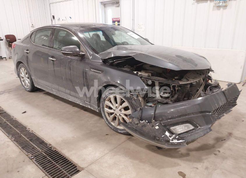 2015 Kia Optima EX (VIN 5XXGN4A75FG490512) main photo
