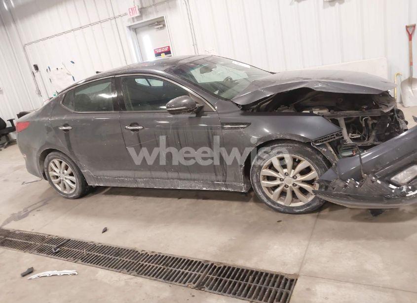 Photo 13 of 2015 Kia Optima EX (VIN 5XXGN4A75FG490512)