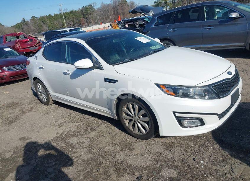 2015 Kia Optima EX (VIN 5XXGN4A75FG508197) main photo