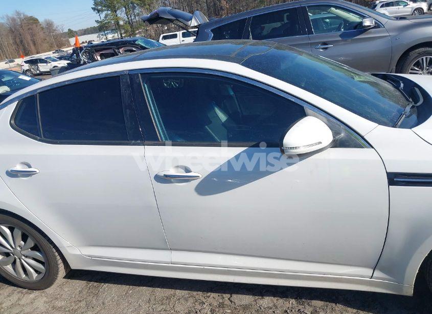 Photo 13 of 2015 Kia Optima EX (VIN 5XXGN4A75FG508197)