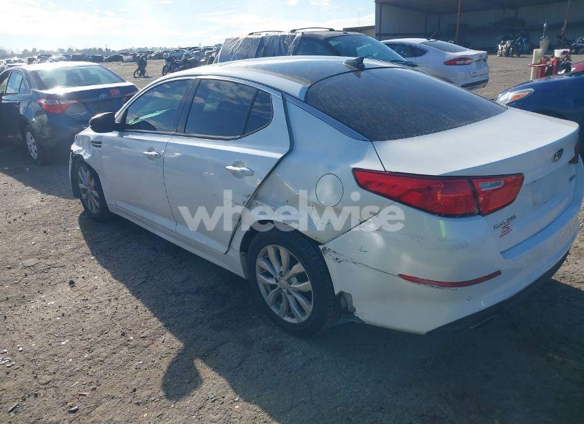 Photo 3 of 2015 Kia Optima EX (VIN 5XXGN4A75FG508197)