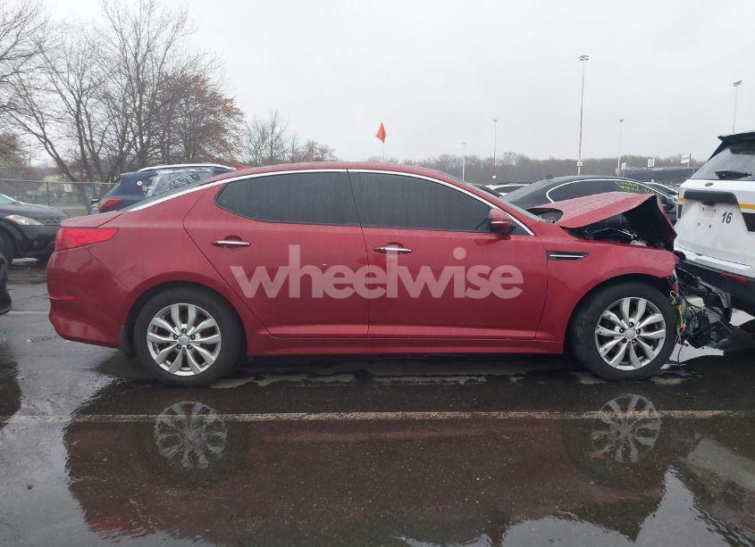 Photo 13 of 2015 Kia Optima EX (VIN 5XXGN4A75FG517689)