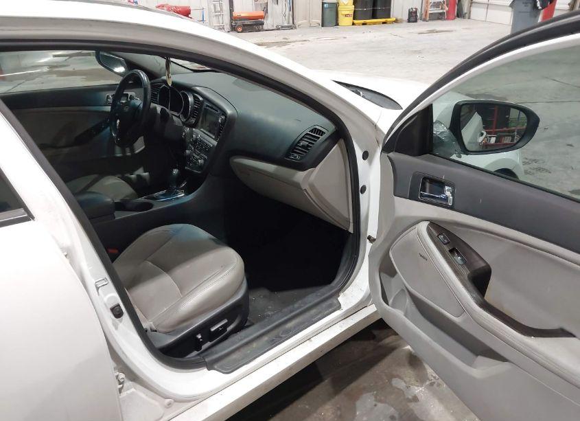 Photo 5 of 2012 Kia Optima EX (VIN 5XXGN4A76CG020937)