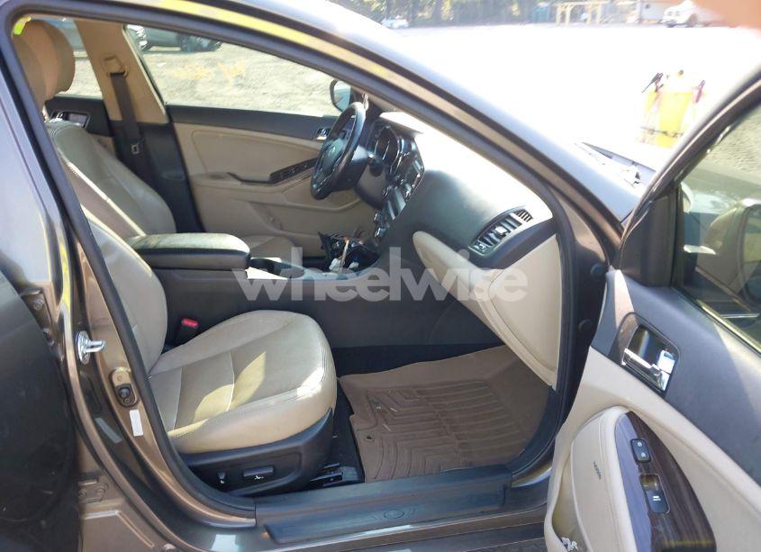 Photo 5 of 2012 Kia Optima EX (VIN 5XXGN4A76CG061987)