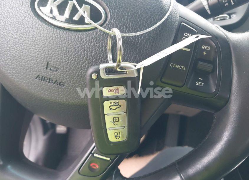 Photo 11 of 2012 Kia Optima EX (VIN 5XXGN4A76CG067823)