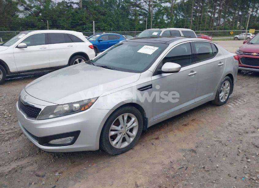 Photo 2 of 2012 Kia Optima EX (VIN 5XXGN4A76CG067823)