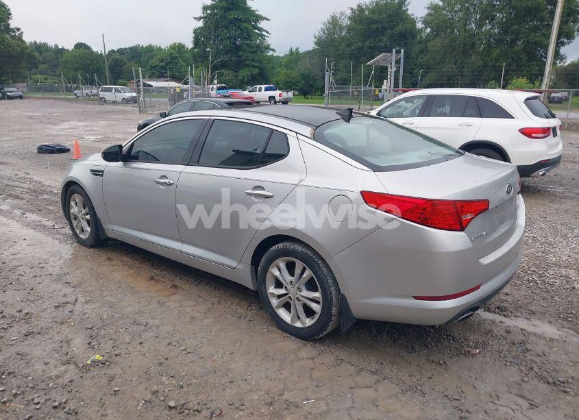 Photo 3 of 2012 Kia Optima EX (VIN 5XXGN4A76CG067823)