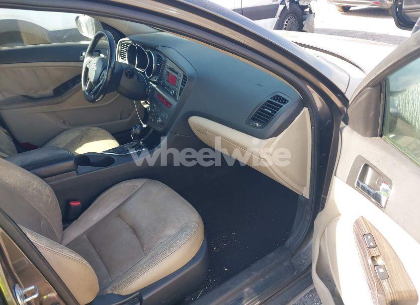 Photo 5 of 2012 Kia Optima EX (VIN 5XXGN4A76CG069877)