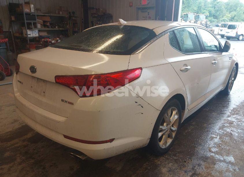 Photo 4 of 2012 Kia Optima EX (VIN 5XXGN4A76CG070303)
