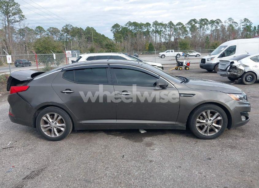 Photo 13 of 2012 Kia Optima EX (VIN 5XXGN4A76CG075260)