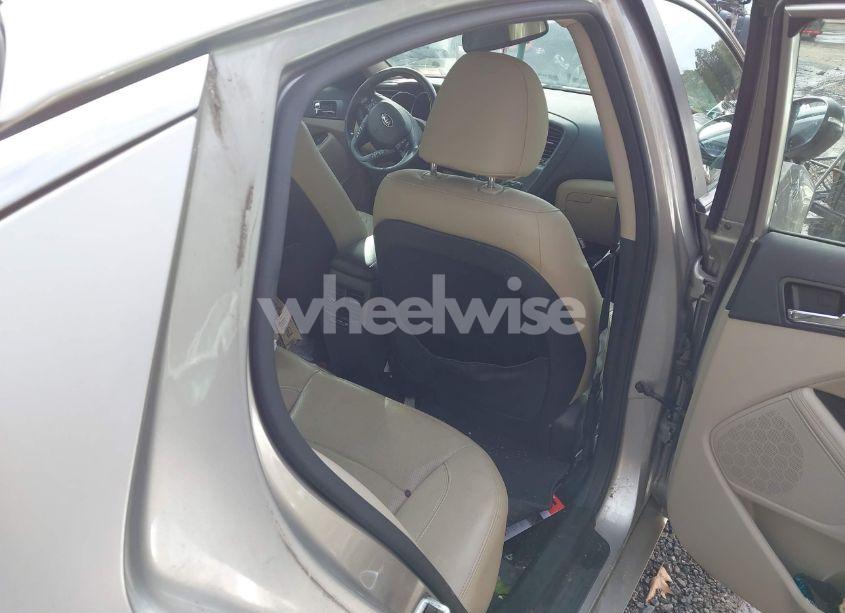 Photo 8 of 2013 Kia Optima EX (VIN 5XXGN4A76DG117797)