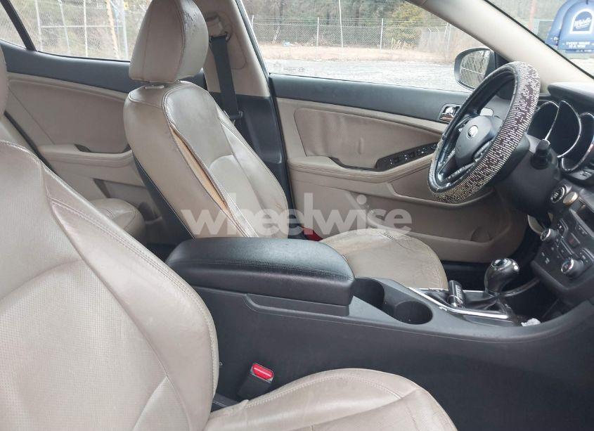 Photo 5 of 2013 Kia Optima EX (VIN 5XXGN4A76DG140609)