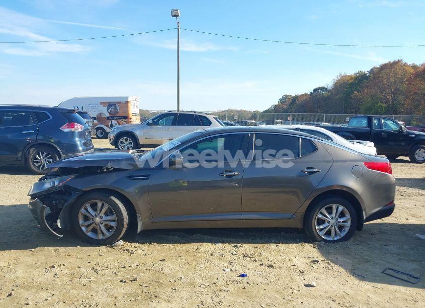 Photo 14 of 2013 Kia Optima EX (VIN 5XXGN4A76DG147494)