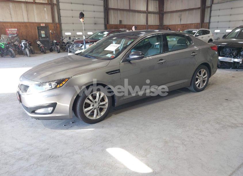 Photo 2 of 2013 Kia Optima EX (VIN 5XXGN4A76DG181368)